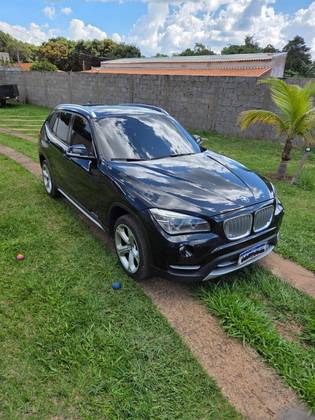 BMW X1 2.0 16V TURBO GASOLINA SDRIVE20I 4P AUTOMÁTICO BMW X1 2.0 16V TURBO GASOLINA SDRIVE20I 4P AUTOMÁTICO